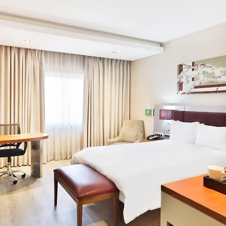 Holiday Inn Johannesburg-Rosebank By Ihg-3