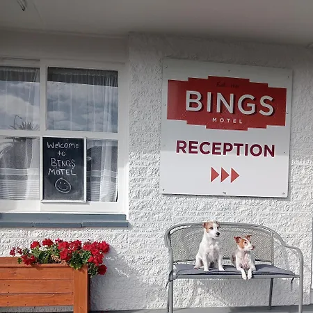 Bings Motel-3