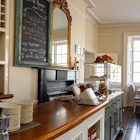 Corrib House Guest Accommodation-3