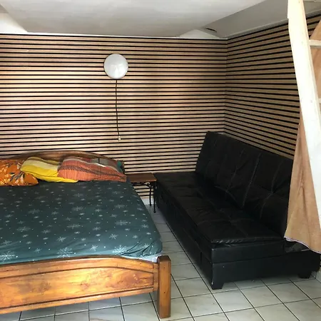 A Pied Dans L Eau Ecolo 97434-2