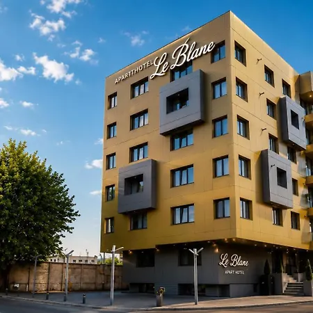 Le Blanc Aparthotel-2