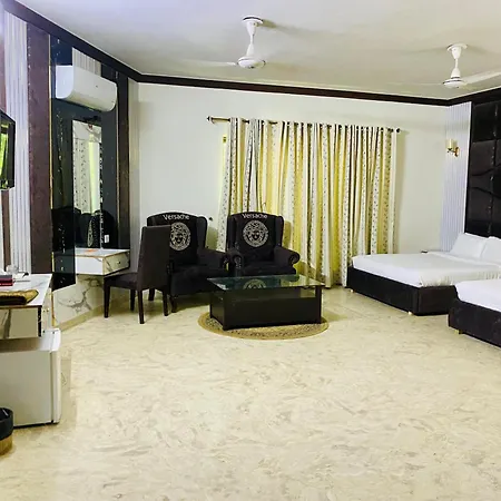 Royal Luxus Guest House-3