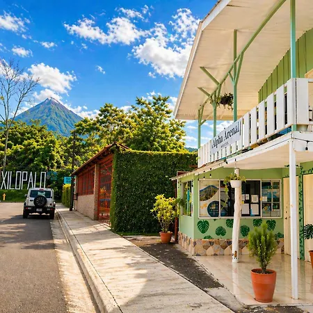 Alpha Arenal Hostel-3