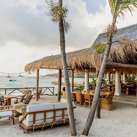 Soho Beach House Canouan-3