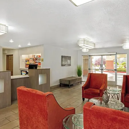 La Quinta By Wyndham Las Vegas Redrock/Summerlin-3