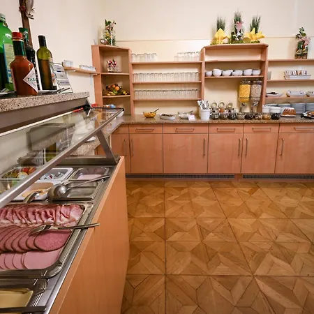 Gaestehaus Im Priesterseminar Salzburg-3