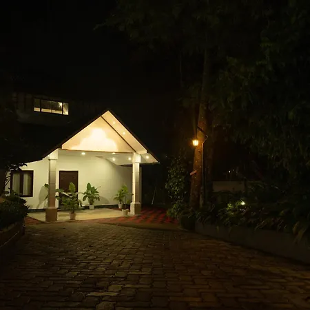 Misty Lake Resorts Munnar By Sylora Hotels-2