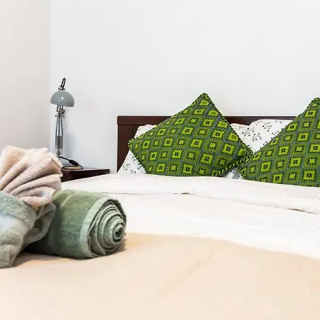 Casa Leblanc - Latin Vibes - Sleep 4 - Netflix - Long Term-3