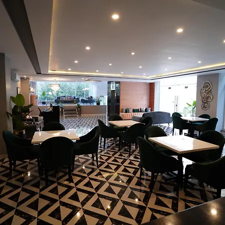 Faletti'S Grand Mm Alam Gulberg-2