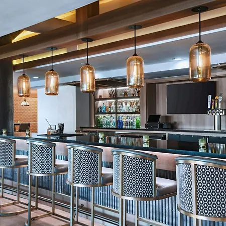 Fairfield Inn & Suites By Marriott Dallas Downtown-2