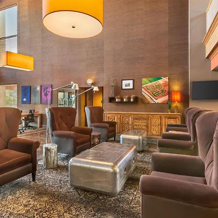 Best Western Plus Scottsdale Thunderbird Suites-3