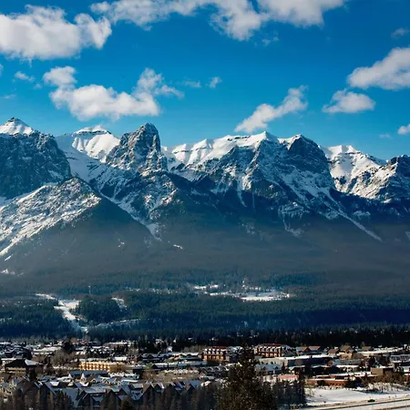 Coast Canmore Hotel & Conference Centre-2
