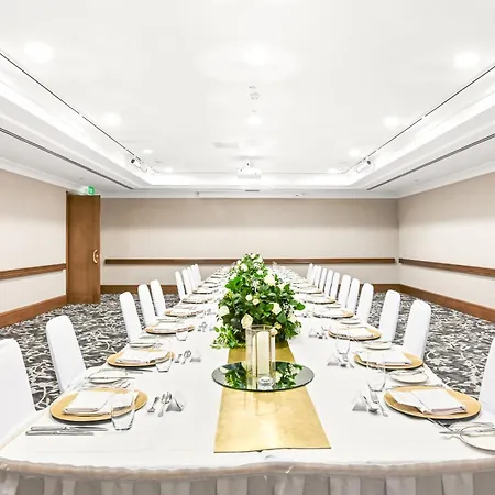 Duxton Hotel Perth-3
