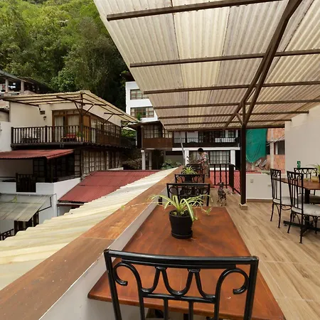 Gringo Bill'S Boutique Hotel-3