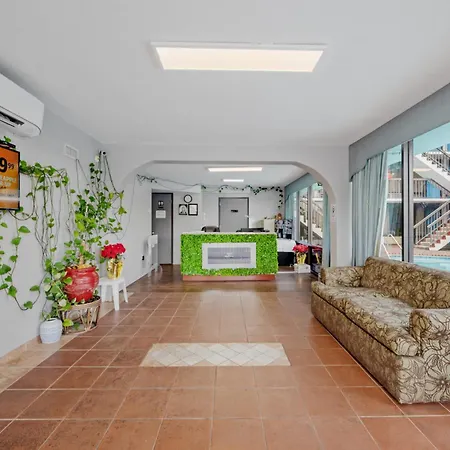 Alamar Resort Inn-2