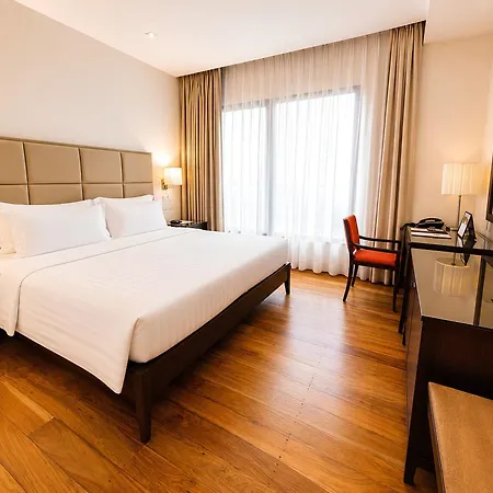 City Garden Grand Hotel-3