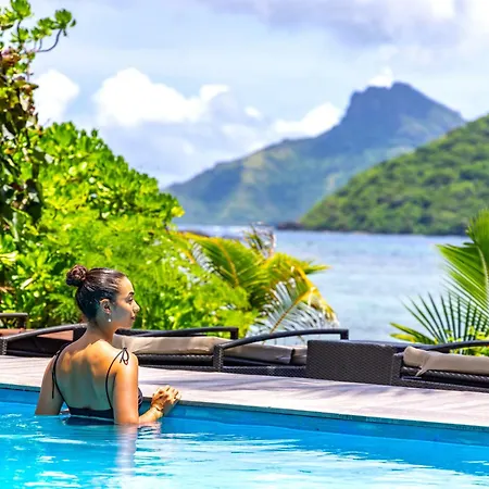 Barefoot Kuata Island Resort-2