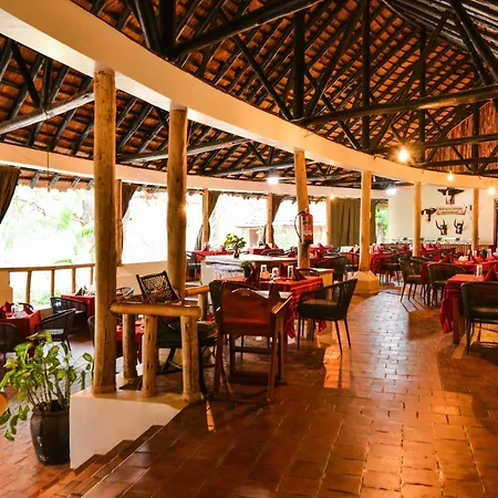 Sambiya River Lodge-2