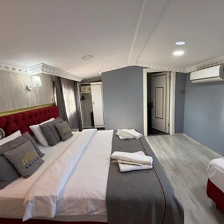 Rhythm Hotel-3