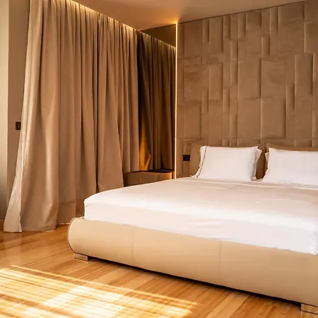 Kraal Hotel Vlore-3