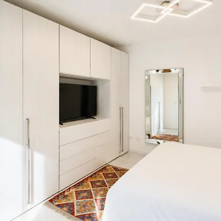 Sunrise Apartment By Symphonya Luxury Holiday Rentals-2