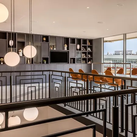 Sheraton Frankfurt Airport Hotel & Conference Center-2