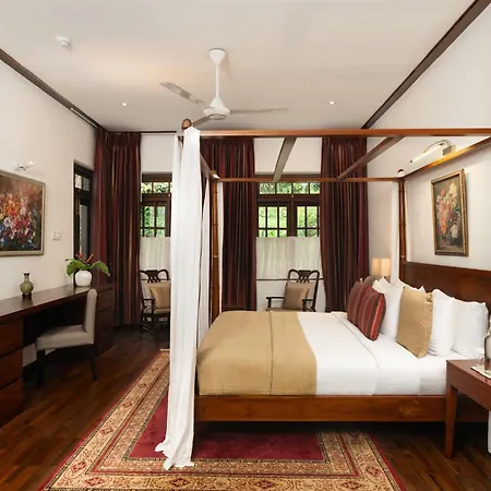 Stafford Bungalow - Exclusive Luxury Within A Private Tea Estate-2