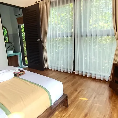 Ubud Tropical-2