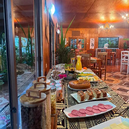 Teanehi Bed & Breakfast-3