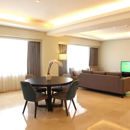 Holiday Inn & Suites Jakarta Gajah Mada By Ihg-2