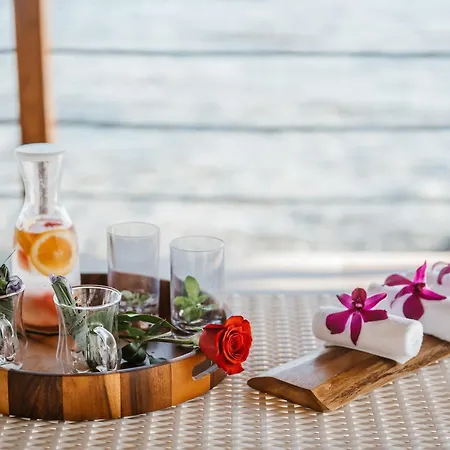 Ordovician Beach Resort-3