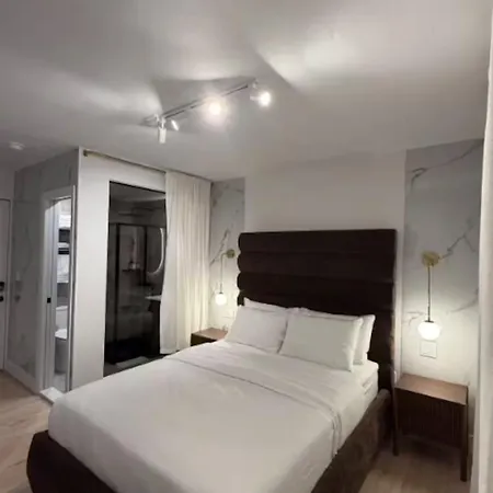 Bay Ridge Aparthotel-3