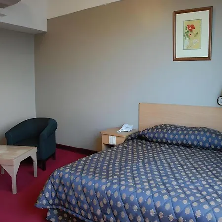 Great Eastern Hotel Quezon City-3