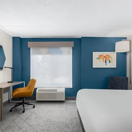 Holiday Inn Express & Suites Memphis East By Ihg-3