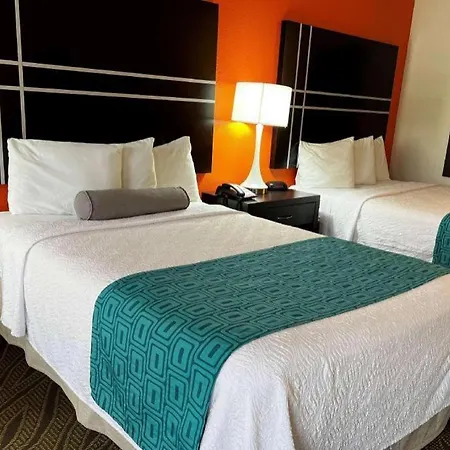 Howard Johnson By Wyndham Houston Heights/Downtown-2