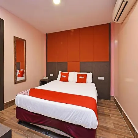 Capital O 90574 Hotel Glo-3