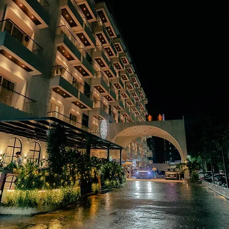 Clarion Hotel Hyderabad-3