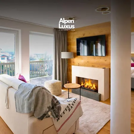 Alpengondel Suite - Balcony & Mountain View-3