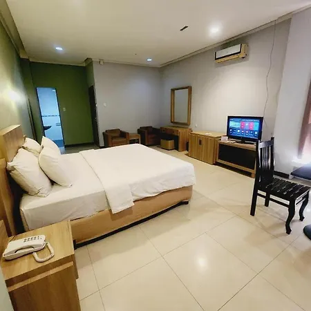 Hotel Celebes-2