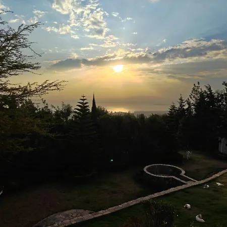 Hilltop Lakeview-3