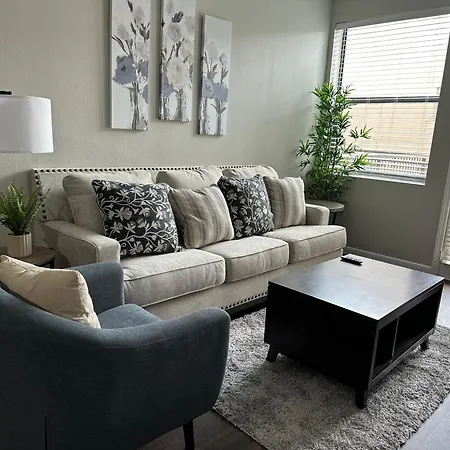 Two Bedroom Apt City Center-2