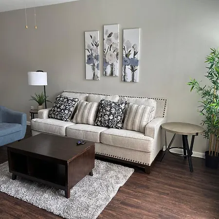 Two Bedroom Apt City Center-3