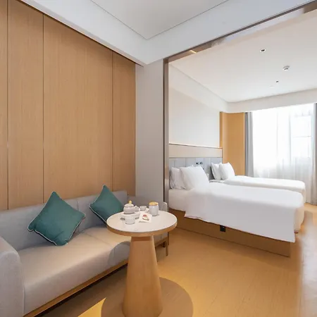Ji Hotel Shenzhen Bao'An International Airport-3
