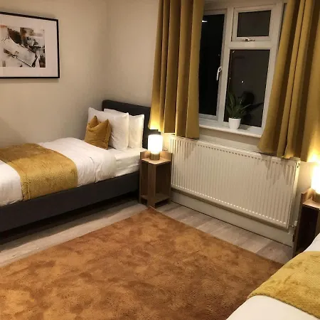 Quiet 2 Bed In Central Wimbledon Sleeps 6-2
