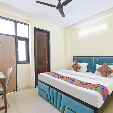 Fabhotel Glass Castle-3