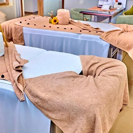 Potato Suites N Spa-3