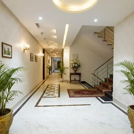 Hotel Grand Marina Near Delhi Airport-2
