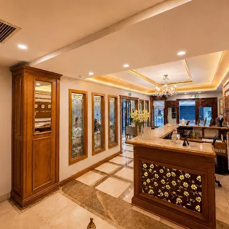 Glk Premier Regency Suites & Spa-3
