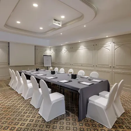 Crowne Plaza Muscat By Ihg-2