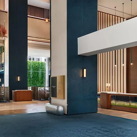Millennium Hilton Bangkok-2